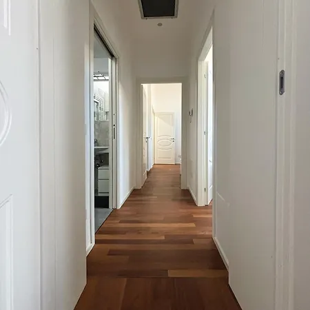 Apartmán Farini House *