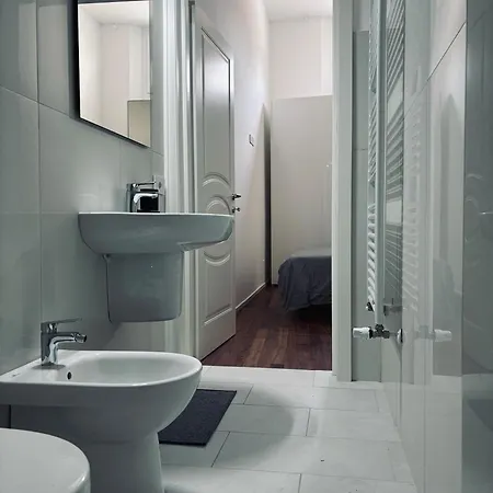 Farini House Apartmán *